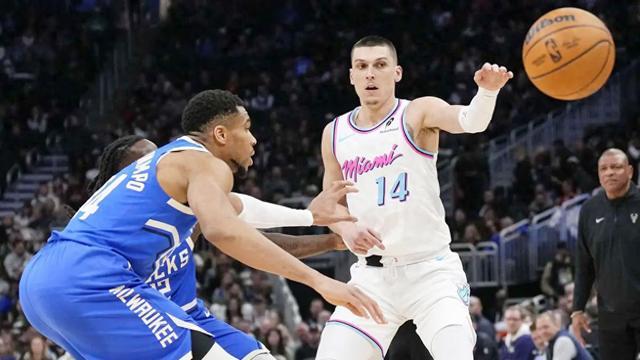 开云APP下载-包含NBA常规赛赛后再迎强敌；迈阿密热火刷新队史纪录；主帅态度：质疑声仍在；数据趋势出现新变化的词条